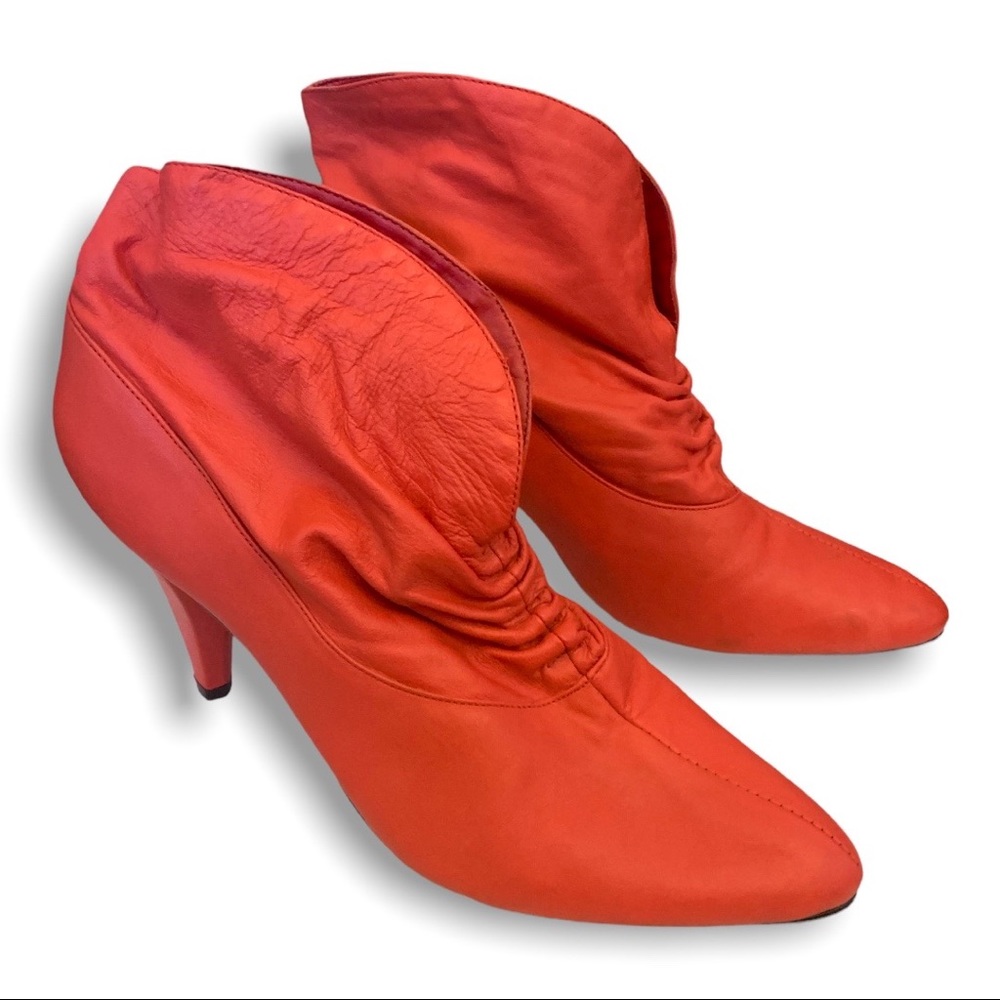 Colcci girls leather coral pointy toe, stiletto heel booties. Size 39/us 9